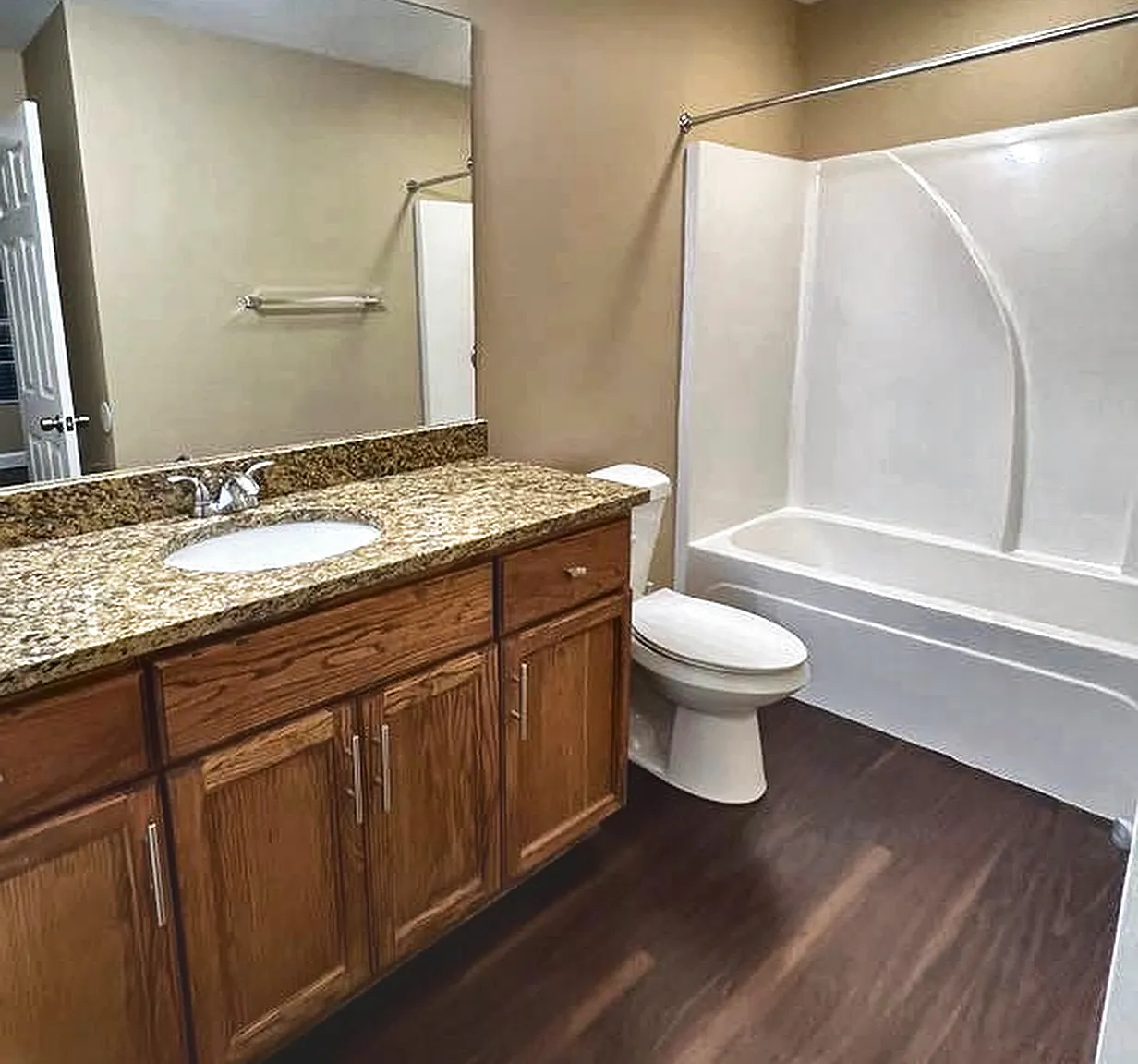 2 bed, 1008 sqft, $1,295 — Photo 1