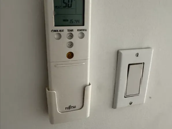 22-11 Steinway Street image 13 of 14