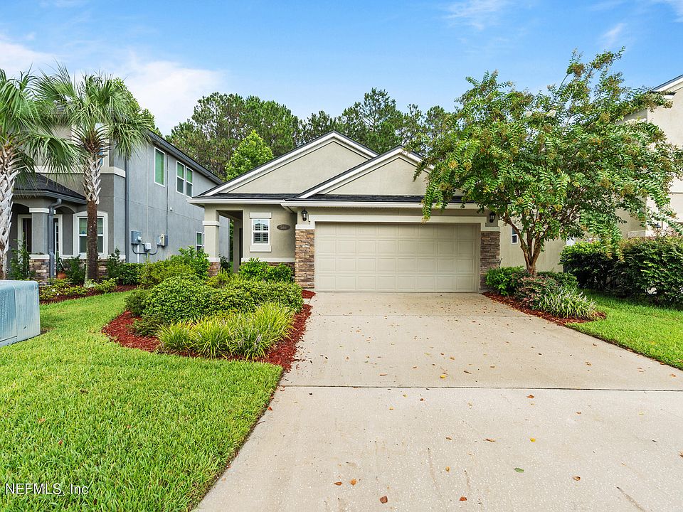 1st image of 586 DRYSDALE Drive