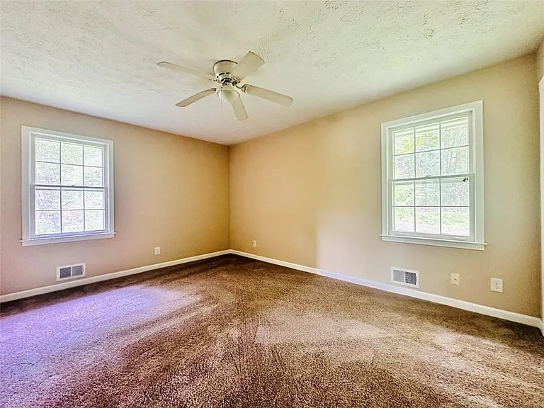 6150 Mallory Rd — Photo 12