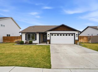 4908 Antioch Dr, Pasco, WA 99301