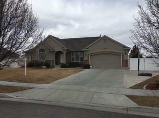 4546 Park Hollow Ln, Riverton, UT 84065