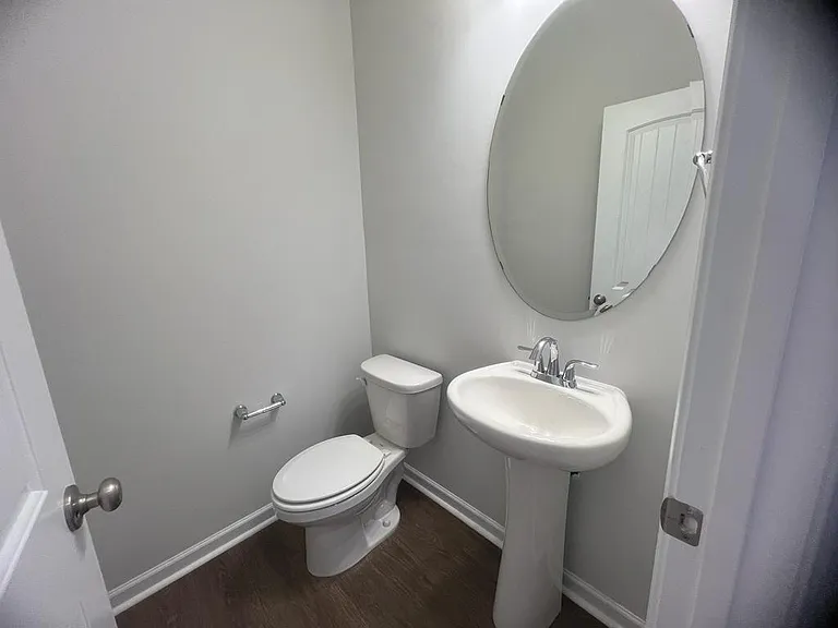 1518 Irving Hill Dr — Photo 6