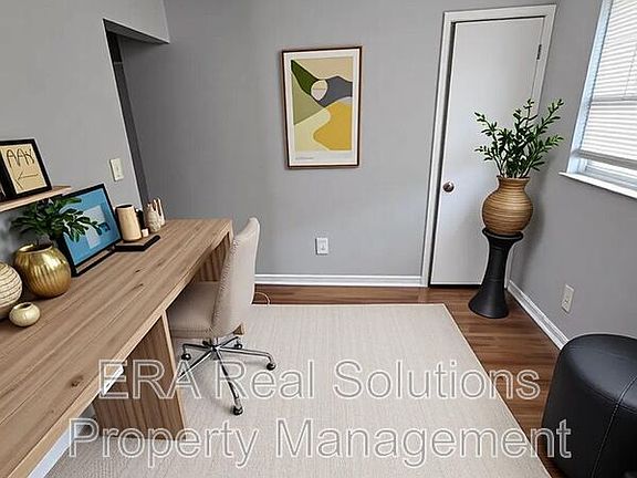 4th image of 1542 Picard Rd