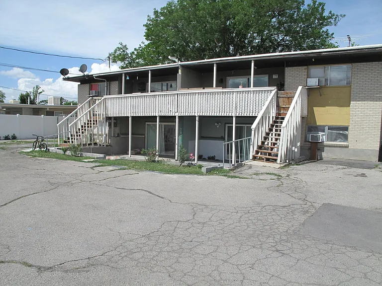 3819 S Lee Maur St #2 — Photo 3