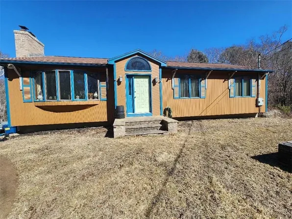 400 Hazard Rd, West Greenwich, RI 02817