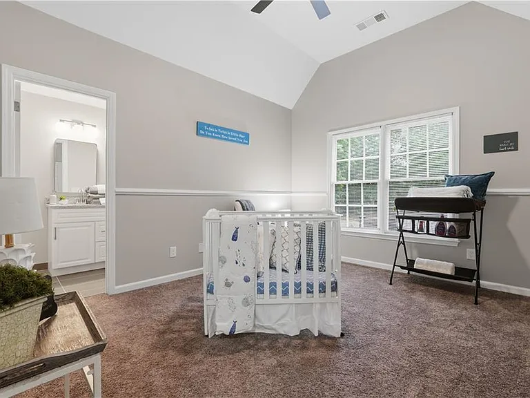 682 Montglade Ct — Photo 31