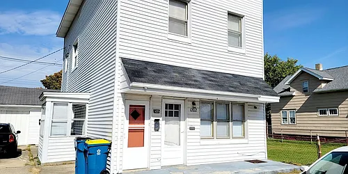 1202 W 7th St Photo 1
