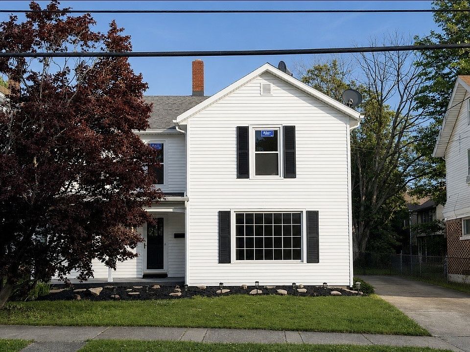 1st image of 307 E 28th St