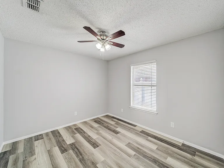 3300 Tommy Hays Dr — Photo 19