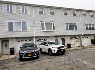 53 Lorraine Loop, Staten Island, NY 10309