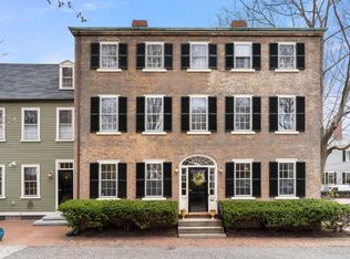 8 Chestnut St, Salem, MA 01970