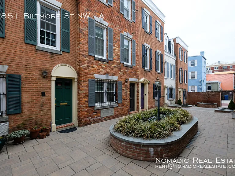 1851 Biltmore St NW #A — Photo 13