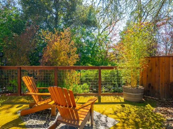 72 Oakcreek Court, Santa Rosa, CA 95409