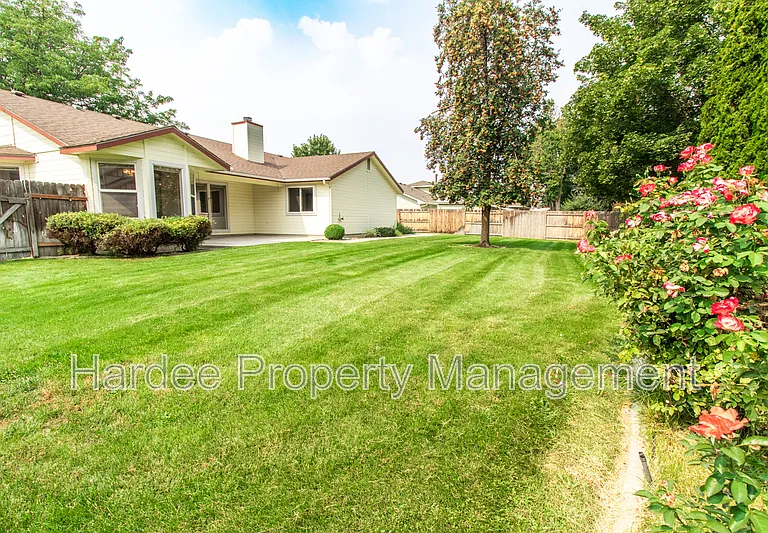 9952 W Pattie Dr — Photo 22