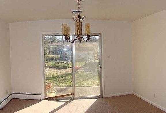 5th image of 9527 Nottingham Dr
