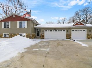 16724 Dublin Rd SE, Prior Lake, MN 55372