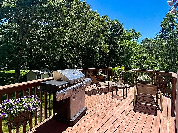 Deck