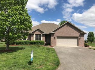 1303 Savannah Pl, Hopkinsville, KY 42240