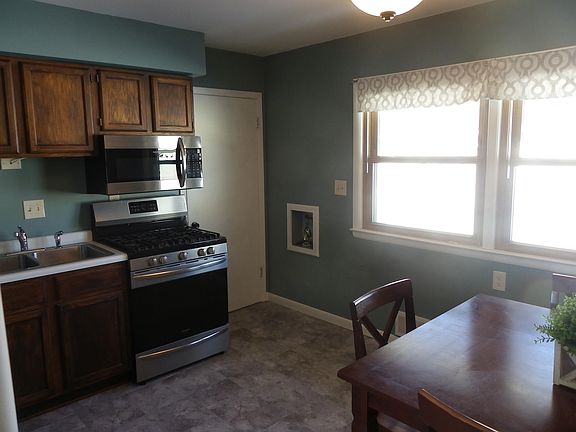 4th image of 1548 Cedar Ln