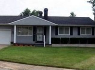 30 Sunset Ct, Hamilton, OH 45013
