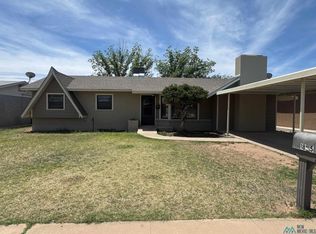 1805 W Clayton Ave, Artesia, NM 88210