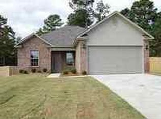 120 Derbyshire Pl, Hot Springs, AR 71913