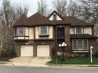 9448 Wooded Glen Ave, Burke, VA 22015