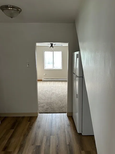 2 bed, 850 sqft, $895 — Photo 3