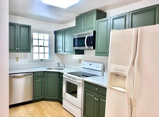 313 Potomac Dr, Basking Ridge, NJ 07920