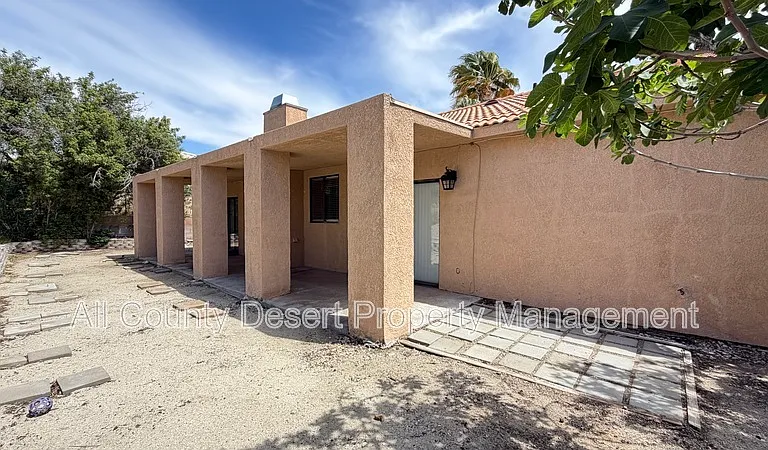 9591 Capiland Rd — Photo 29