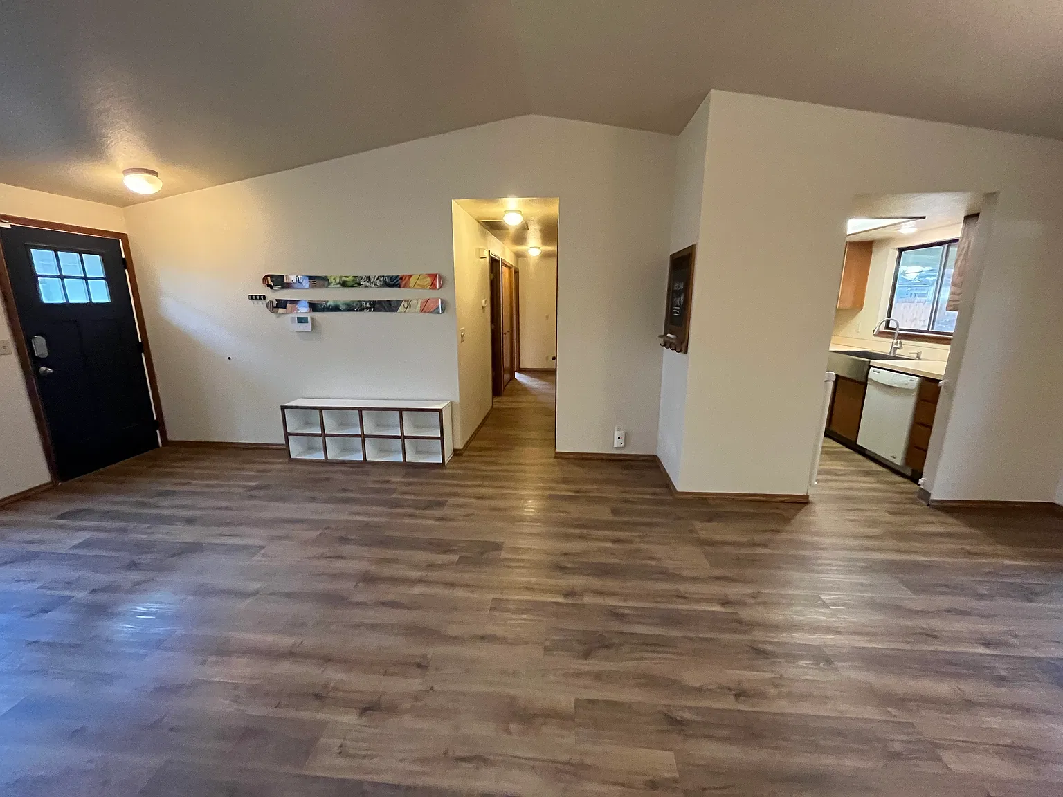 7168 W Saxton Dr — Photo 2