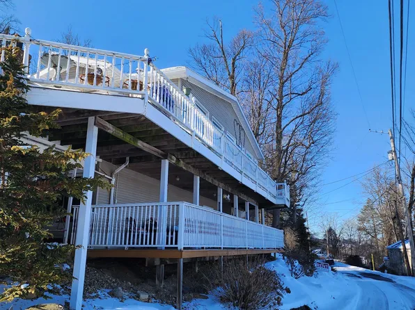 20 Cheat Canyon Park Dr, Morgantown, WV 26508