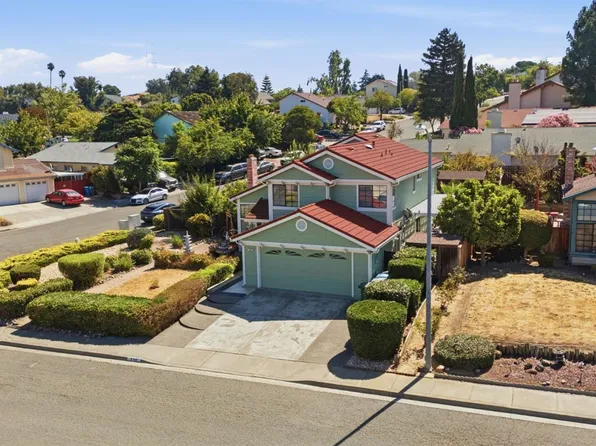 249 S Valley Oak Lane, Vallejo, CA 94591