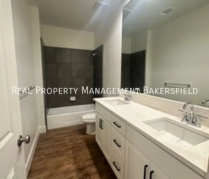 823 Brookline Ln — Photo 39