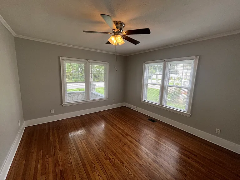 5510 Miller Dr — Photo 7