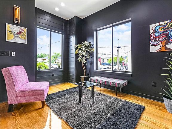 5th image of 2900 Baronne St #2900