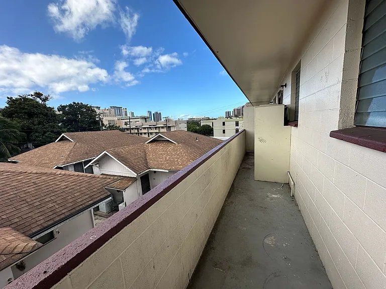 1455 Lusitana St — Photo 12