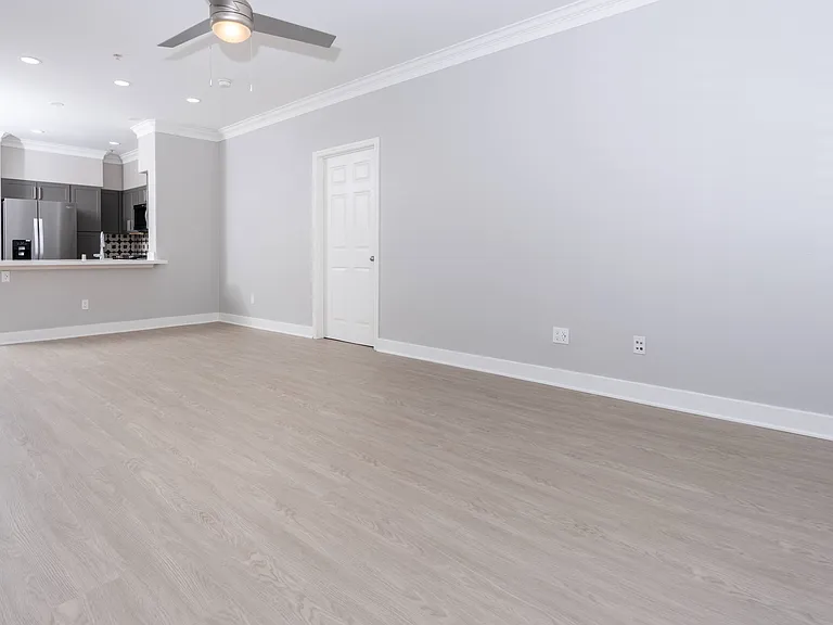 Paladia Luxury Apartments — Photo 161
