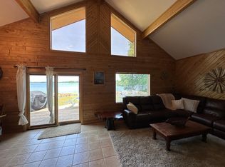 8037 E Shore Dr, Canyon, MN 55717