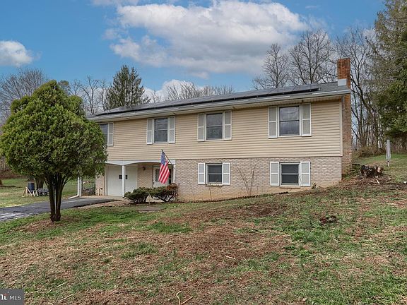 5th image of 7960 Rider Ln