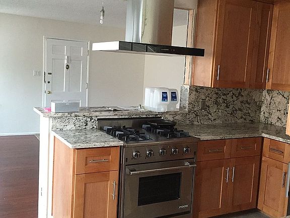 5th image of 3810 West Blvd