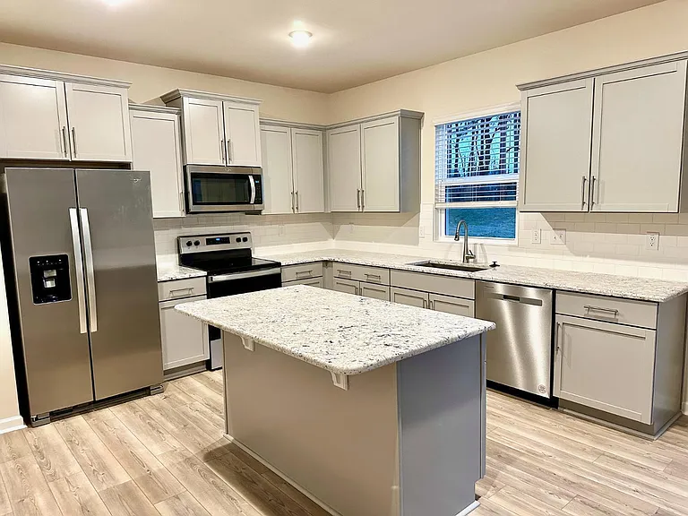3432 Pinnacle Peak Dr — Photo 3