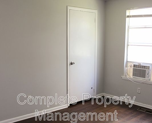 3rd image of 5320 Java Ave