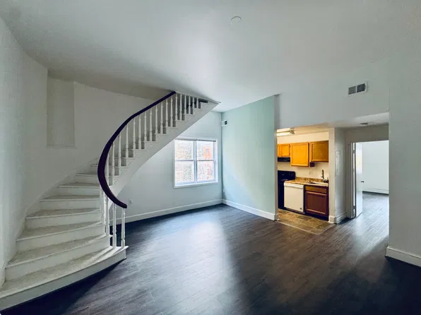 14 E Chase St Unit 204, Baltimore, MD 21202
