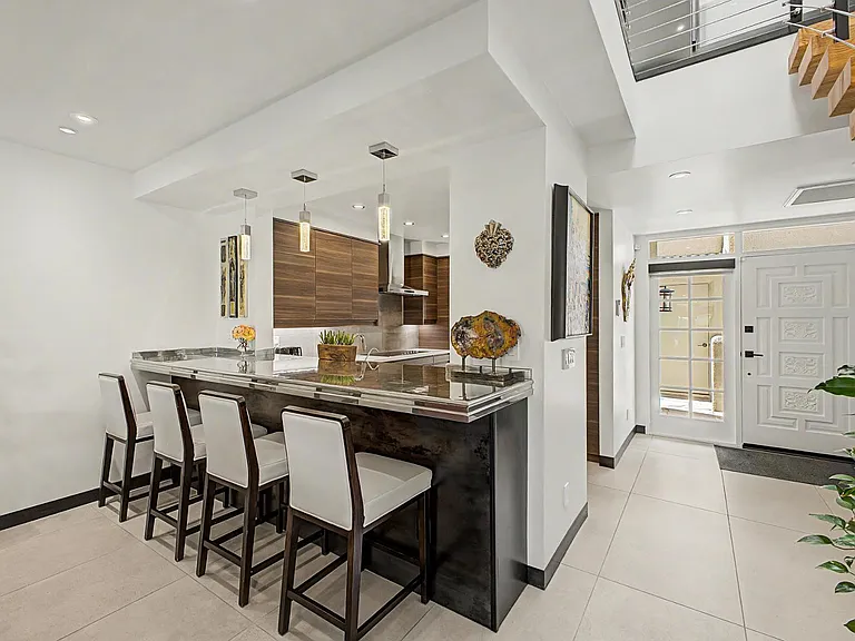 3057 E Rose Ln — Photo 8