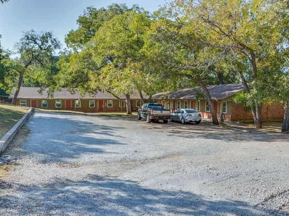 601 W College #2 - 1 Bed 1 Bath 2 BLOCKS to Main Street, 601 W College St #2, Grapevine, TX 76051