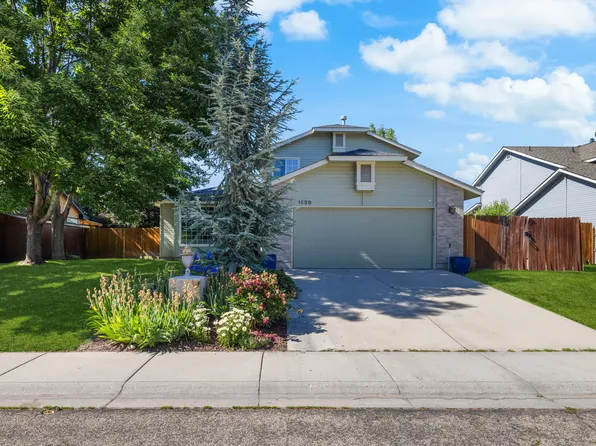 1528 E Falconrim Ct, Eagle, ID 83616
