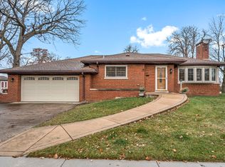 8020 W 26th St, North riverside, IL 60546