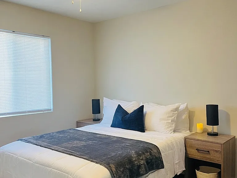3410 Chamoune Ave — Photo 5
